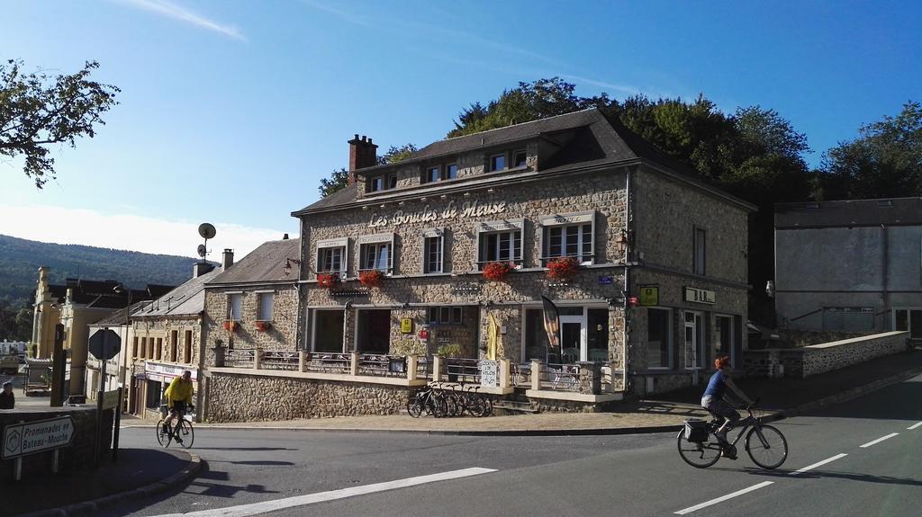 Les Boucles De Meuse Hotel 3 Etoiles Monthermé Eksteriør billede