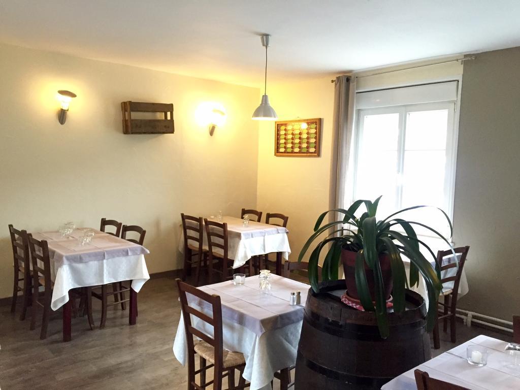 Les Boucles De Meuse Hotel 3 Etoiles Monthermé Eksteriør billede