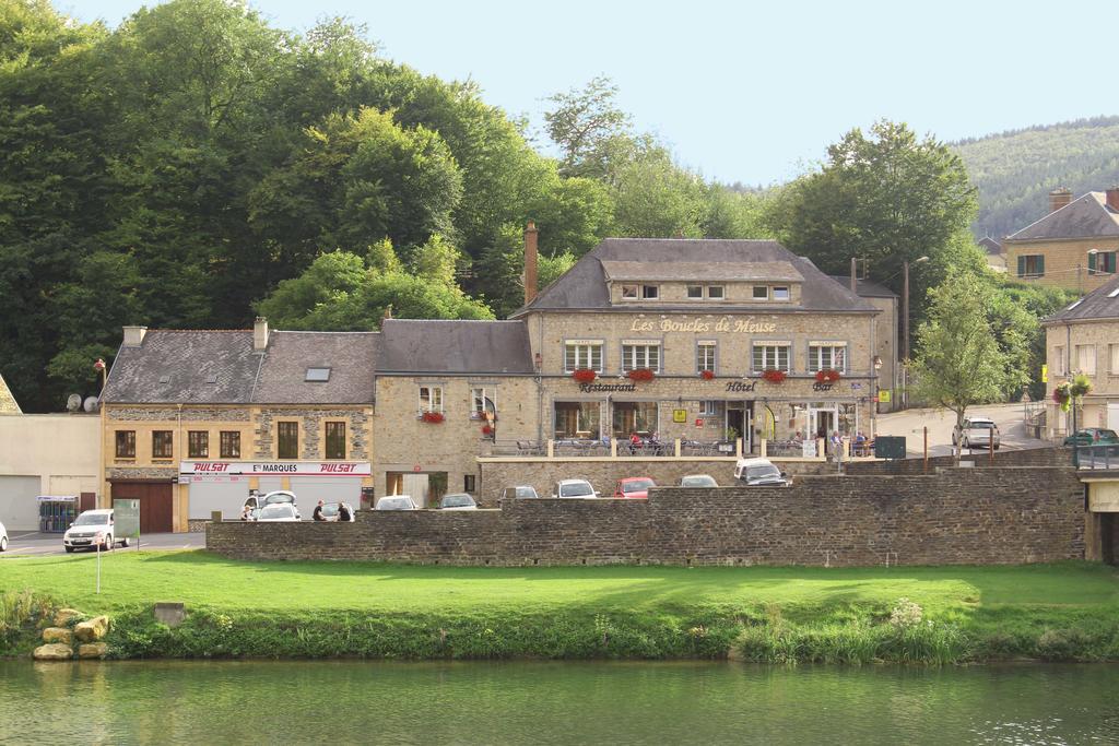 Les Boucles De Meuse Hotel 3 Etoiles Monthermé Eksteriør billede