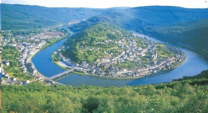 Les Boucles De Meuse Hotel 3 Etoiles Monthermé Eksteriør billede